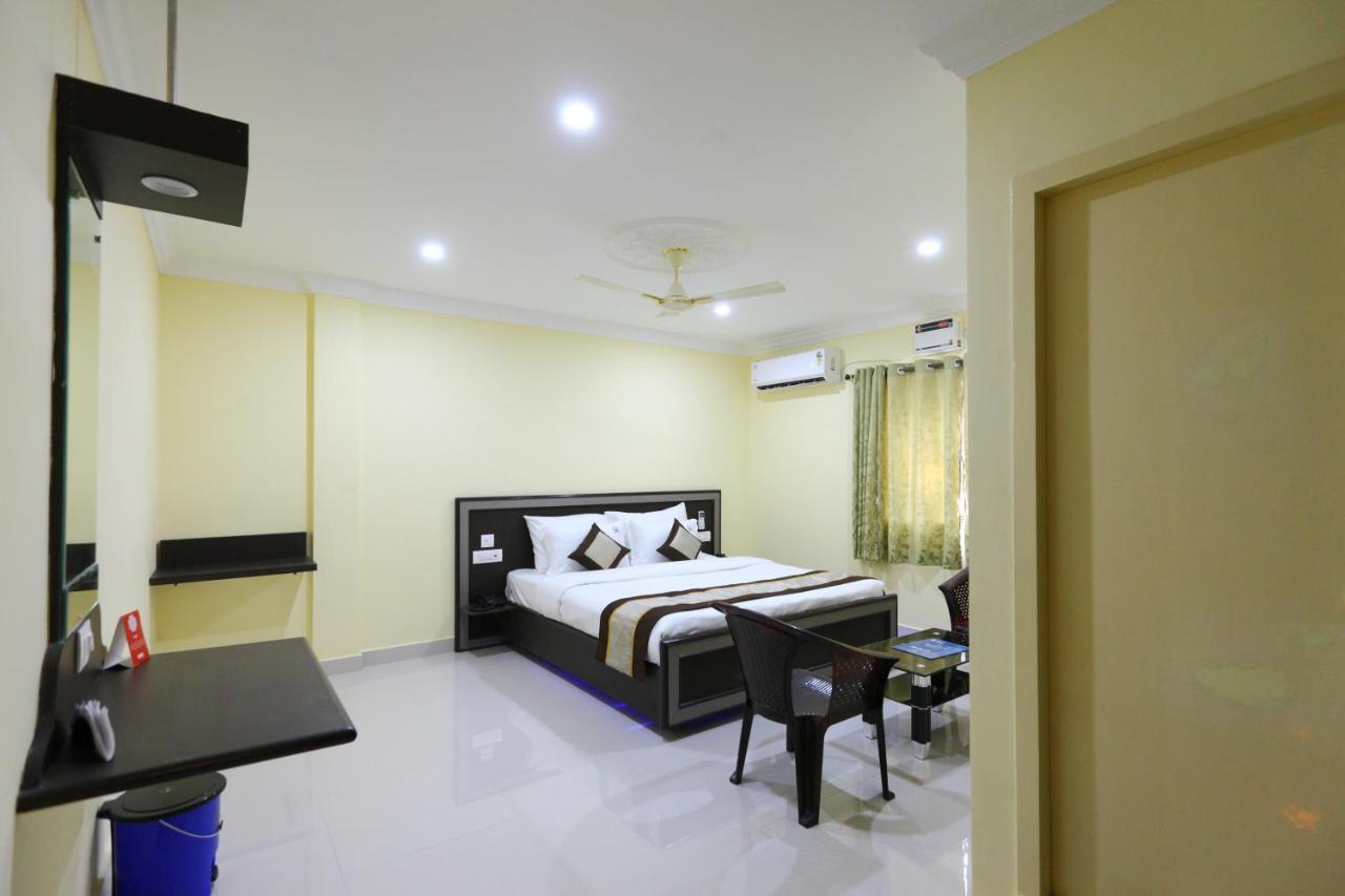 Hotel Sal Inn - Near Airport Chennai Exterior photo